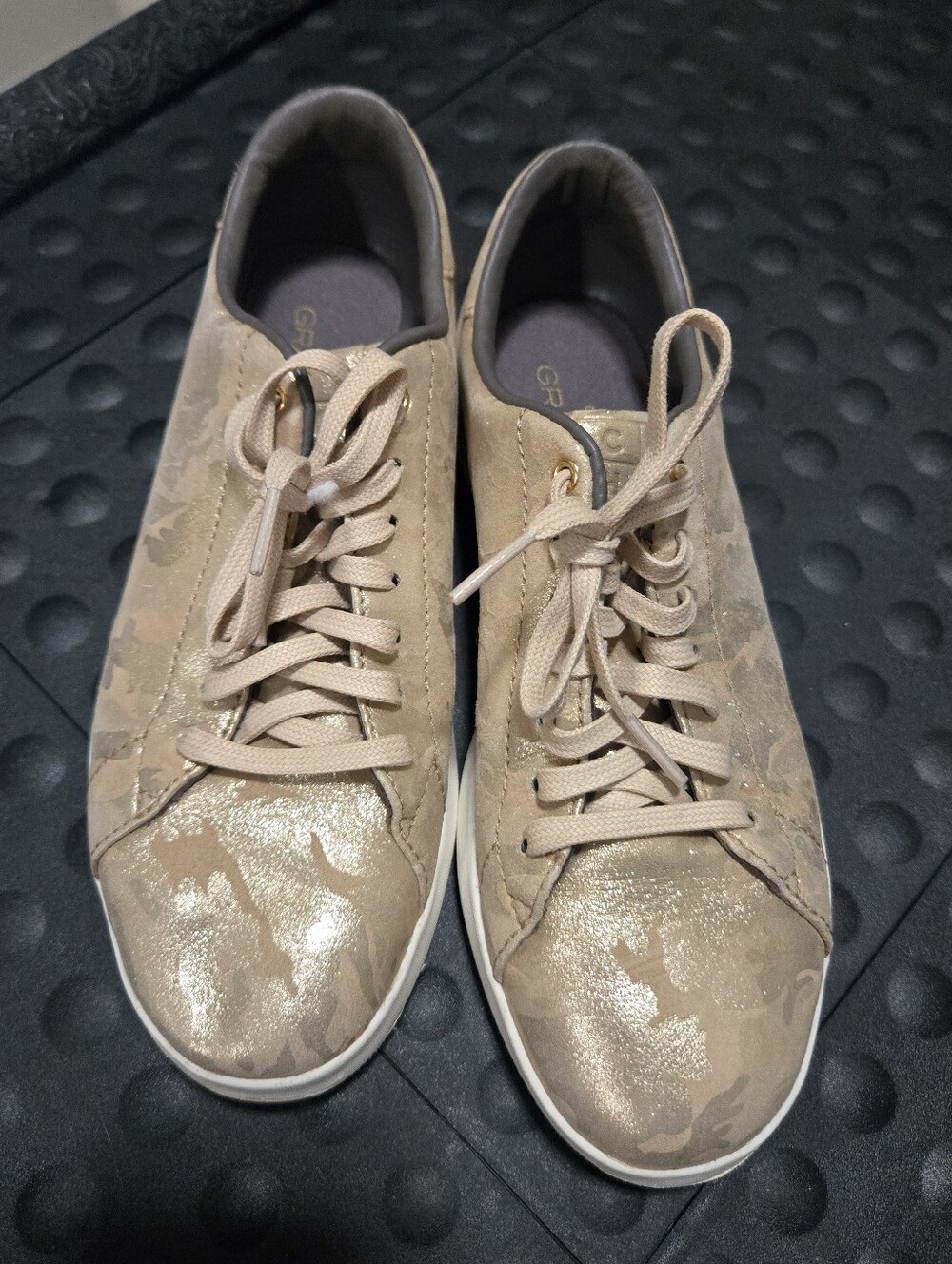Cole Haan GrandPrø Metallic Camo Sneakers – Womens 8.5